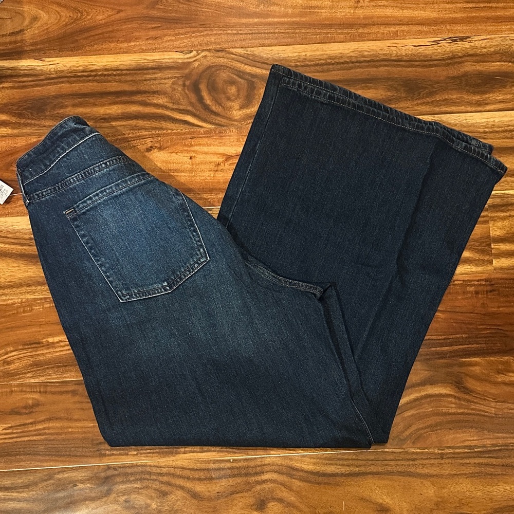 Old Navy Extra High-Waisted Wide-Leg Jeans, Dark Wash, 16 - Picture 4 of 9